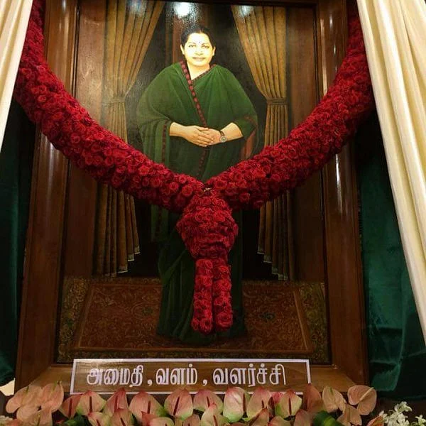 ”ஜெயலலிதா படத்திறப்பு: சட்ட மன்றமா சட்ட மீறல் மன்றமா” - கேள்வி எழுப்பும் இயக்கங்கள்