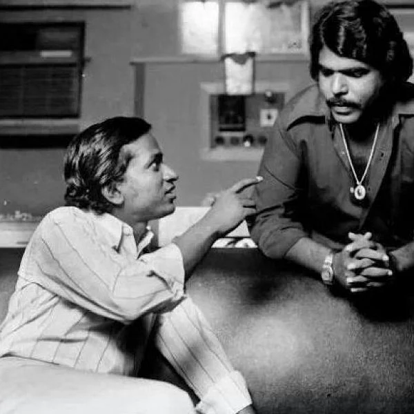 ``அப்பாவுக்கு இளையராஜா அங்கிள் ஆறுதலா இருந்தார்!" 'மலேசியா' வாசுதேவன் மகள் பிரஷாந்தினி