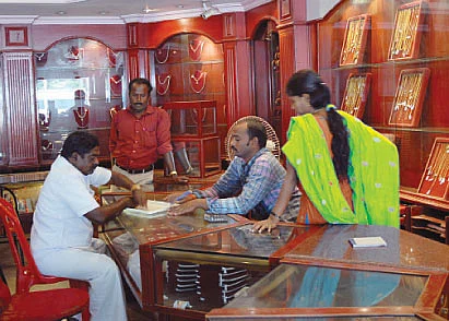 சரியும் தங்கம்...வாங்கும் தருணமா?