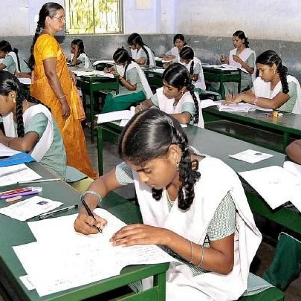 தேர்வு பயமா... 104-க்கு கால் பண்ணுங்க! - மாணவர்களுக்கு அறிவுரை