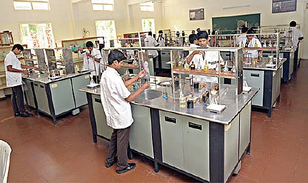 ஸ்கூல் ஸ்பெஷல்!