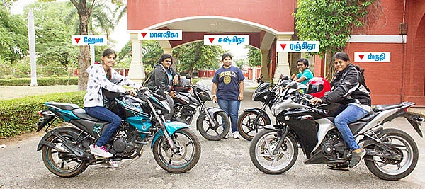 “நாங்களும் பைக்கர்ஸ்தான்!”