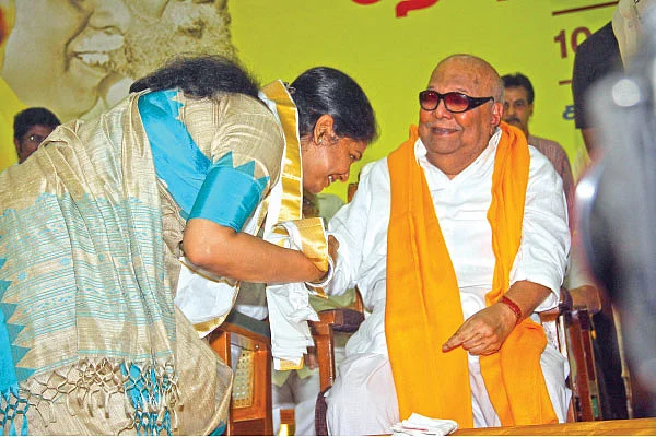 மதுவிலக்கு தந்திரங்கள்...