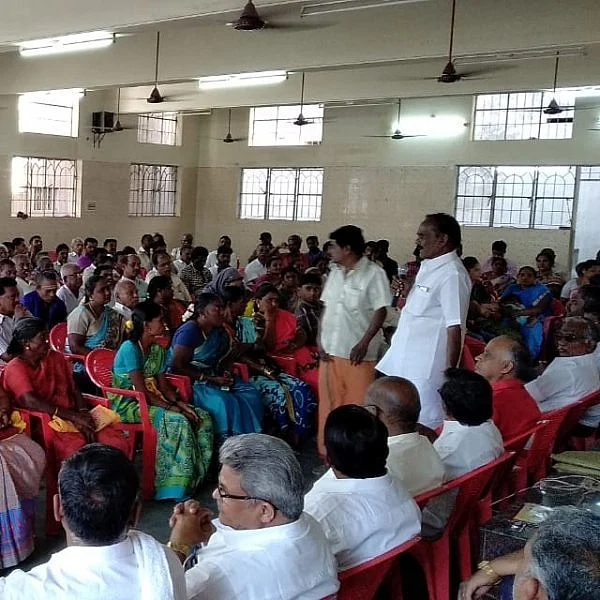 சேலத்தில் இரண்டாக உடைந்த இந்திய கம்யூனிஸ்ட் கட்சி! - ஒரே நேரத்தில் 1,583 பேர் விலகல்