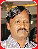 தினகரன் பக்கம் திரும்பிய வைகுண்டராஜன்