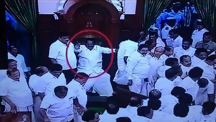 நம்பிக்கை வாக்கெடுப்பில் பழனிசாமி வெற்றி #TNAssembly #Liveupdates