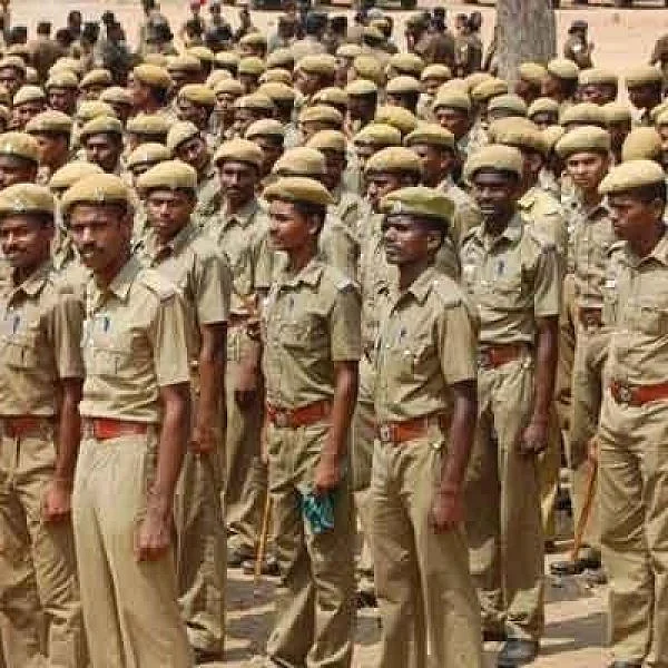 பெற்றோருக்குச் சிகிச்சை மறுப்பு! போலீஸ் இன்ஷூரன்ஸ் அவதி