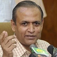 பணப் பட்டுவாடா நடந்தது உண்மைதான்; எந்த கட்சி என கூற முடியாது: பிரவீன்குமார்