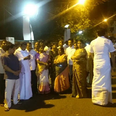 முதல்வர் ஜெயலலிதாவின் காய்ச்சல் நிமிடங்கள்...!