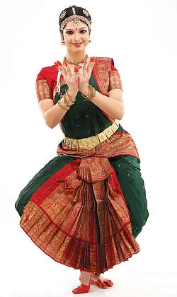பெருமைமிகு 18