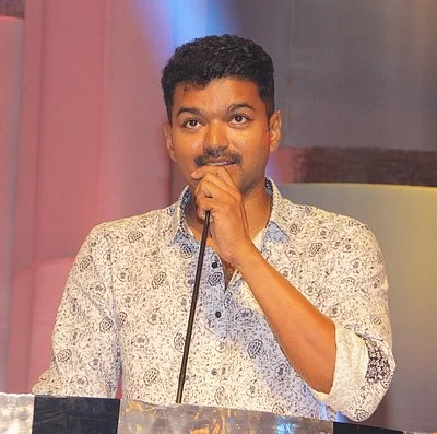 எனக்கு பொய்யா ஒருவரை நேசிக்கத் தெரியாது - புலி விழாவில் விஜய் வெளிப்படைப் பேச்சு