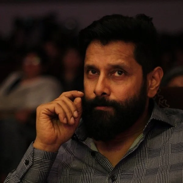 "மாஸ் ஹீரோக்களின் பாஸ் ஆகிறார், விக்ரம்!" - வருகிறான் ‘மாவீரன் கர்ணன்’