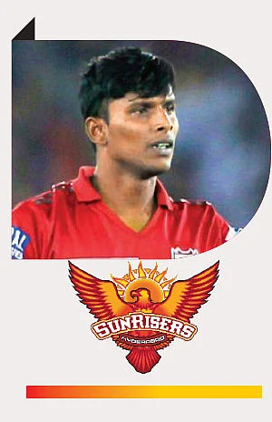ஆளப்போறான் தமிழன் மொமன்ட்ஸ்!