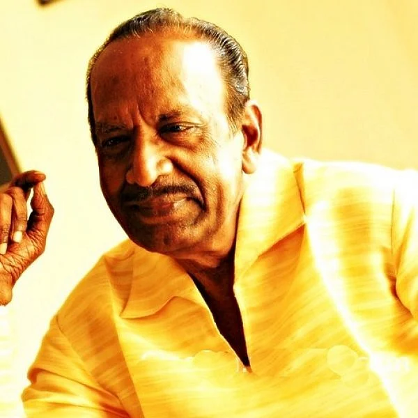 `தயவுசெய்து அதைத் தவிர்த்துவிடுங்கள்' - இயக்குநர் மகேந்திரனுக்குத் தடைபோட்ட செவிலியர்