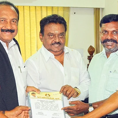 மக்கள் நலக் கூட்டணி - தே.மு.தி.க