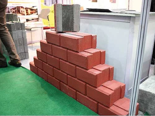 பாதுகாப்பான பசுமை வீடுகள்: தண்ணீரும் மின்சாரமும் மிச்சம்!