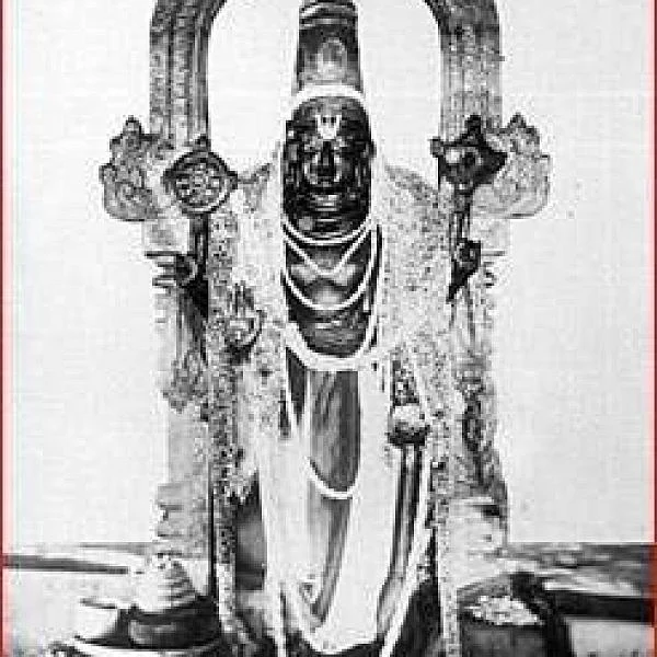 காஞ்சி வரதராஜப் பெருமாள் கோயிலின் ஆதி மூர்த்தம் எங்கே இருக்கிறார் தெரியுமா? - அத்தி வரதரின் திருக்கதை!