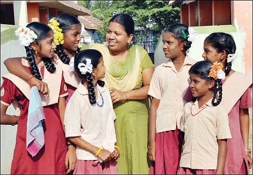"அந்தப் பள்ளிக்கே ஆசிரியை ஆகணும்!”