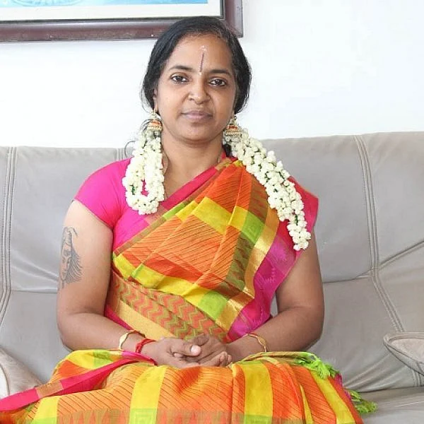 ``800 மாணவர்களை உருவாக்கியிருக்கிறேன்’’ பரத ஆசிரியர் சந்தியா பெருமிதம்