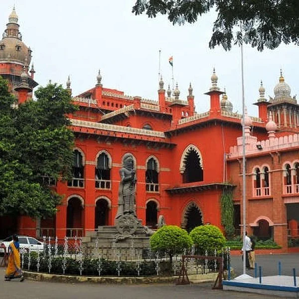விஸ்வரூபம்-2 படத்துக்கு தடை கேட்டு வழக்கு! - கமலுக்கு உயர் நீதிமன்றம் நோட்டீஸ்