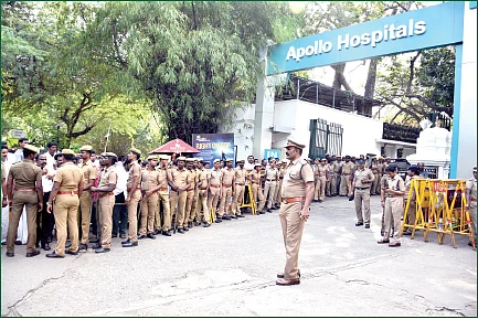 சொகுசு அறைகள் முதல்... அசைவ உணவு வரை! - மினி நட்சத்திர விடுதியான அப்போலோ
