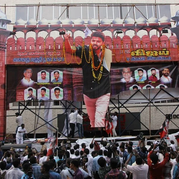 `சர்ச்சைக் காட்சிகளை நீக்க ஒப்புதல்!’ - சர்கார் விவகாரத்தில் புதிய திருப்பம்