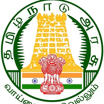 வர்தா எதிரொலி: சென்னை, காஞ்சிபுரம், திருவள்ளூர் மாவட்டங்களுக்கு நாளை (திங்கள்) விடுமுறை
