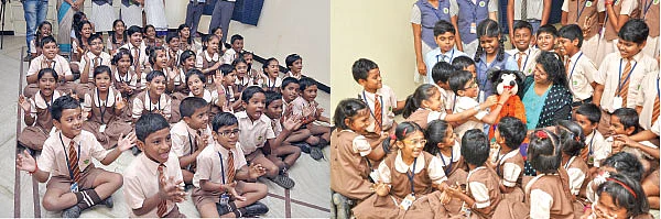 பள்ளிக்கு வந்த பொம்மைகள்!
