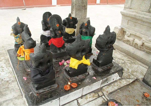 உதவலாம் வாருங்கள்!