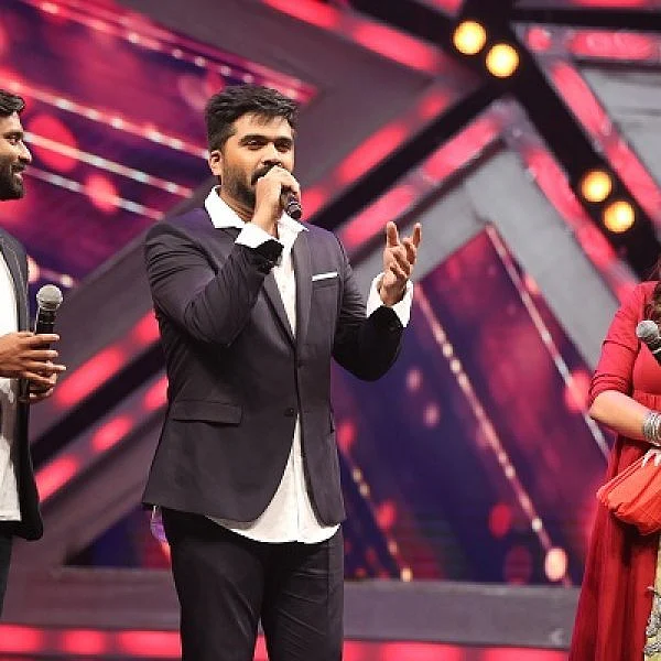 "சிம்பு... மனசு சொல்றதைக் கேட்குறார்; ப்ரியாங்காவைக் கலாய்க்கிறார்!" - 'சூப்பர் சிங்கர்' ரஊஃபா