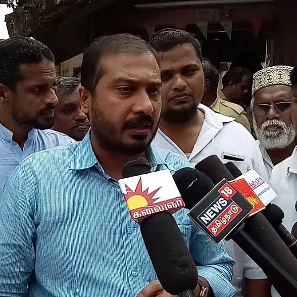 `படத்துக்கு ஒரு நியாயம்; களத்துக்கு ஒரு நியாயமா?' - ரஜினியை விமர்சித்த தமிமுன்அன்சாரி..!
