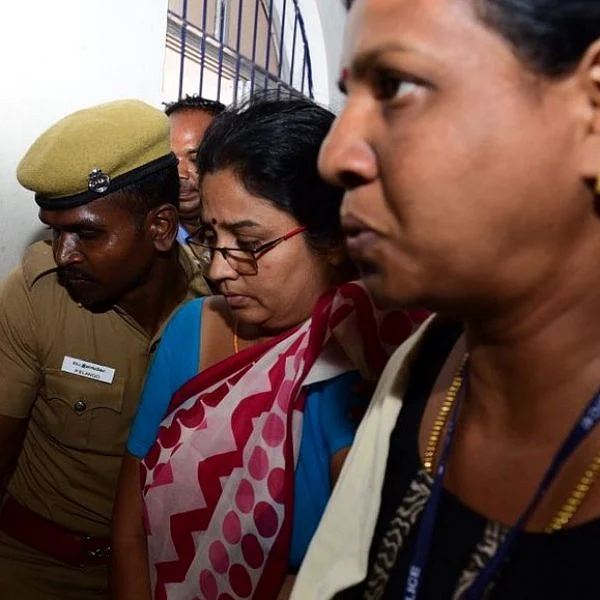 'நிர்மலா தேவி வாழ்க்கையே ரகசியம்தான்!'- காவியன் நகர் மக்கள் சொல்வது என்ன?