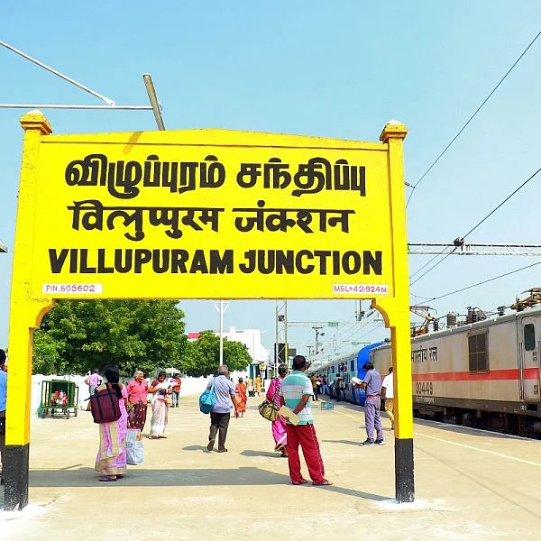 ‘அந்த’ 2,797 வாக்குகள்; 2 கோடி ஆண்டுகள்; ‘விஷவாயு’ விவசாயி! - விழுப்புரம் தொகுதியின் நிலவரம்