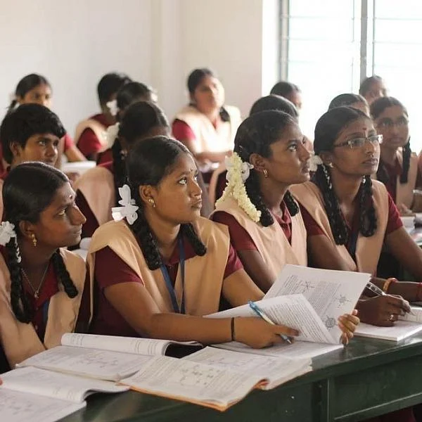 `கல்வி மருத்துவச் செயல்பாடுகளுக்கான தரவரிசை!’ - உலக அளவில் இந்தியாவுக்கு எந்த இடம் தெரியுமா?