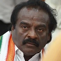 கன்னியாகுமரியில் பொன். ராதாகிருஷ்ணன் மீண்டும் முன்னிலை!