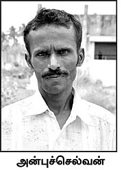உயிரைப் பறித்ததா 'இரவல்' சிம்கார்டு?