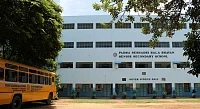 பாலியல் சர்ச்சைப் பள்ளி மீதான தமிழக அரசின் நடவடிக்கை எப்படி இருக்க வேண்டும்? | sexual harassment against student. what are the actions have to be taken against institution? 2 தனியார் பள்ளி குளத்தில் மூழ்கி மாணவன் பலி;பெற்றோர் முற்றுகை!