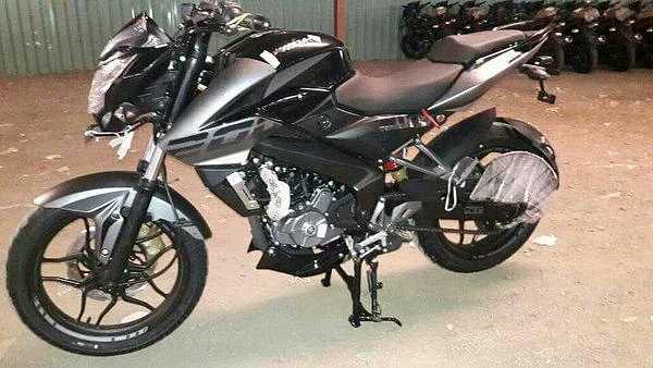 ''ஐ யம் பேக்'' - சொல்வது பல்ஸர் 200 NS பைக்!