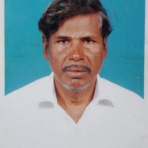 `எம்.ஜி.ஆரின் ரசிகர்; திராவிடக் கட்சியின் வெறியர்’ - கருணாநிதிக்கு அஞ்சலி செலுத்தவந்த அ.தி.மு.க பிரமுகருக்கு நடந்த துயரம்!