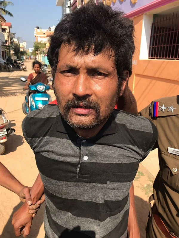 `ஆளில்லாத வீடுகளை நோட்டமிடும் வடமாநிலக் கொள்ளையன்' - குழந்தையை மீட்ட தாய் அதிர்ச்சி தகவல்!