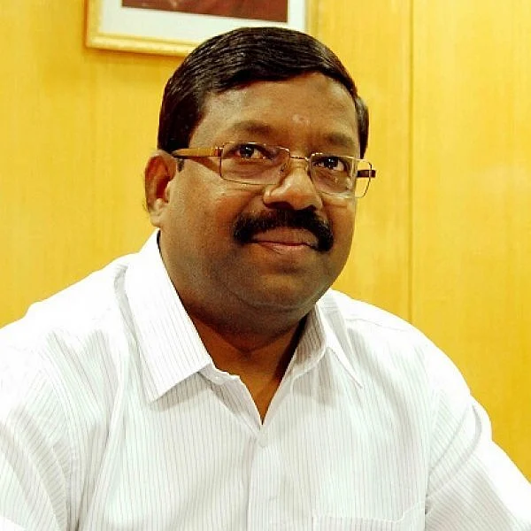 29 தாசில்தார்கள் அதிரடி இடமாற்றம் - விழுப்புரம் மாவட்ட ஆட்சியர் உத்தரவு!
