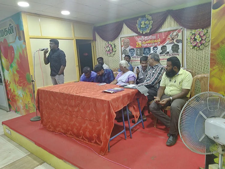 தேர்தலை வைத்து என் மகனின் வாழ்க்கையில் விளையாடுவது எந்த வகையில் நியாயம் - அற்புதம்மாள்