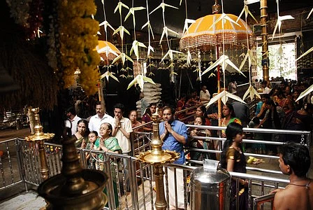 ஓணம் பண்டிகை கோலாகல கொண்டாட்டம்!