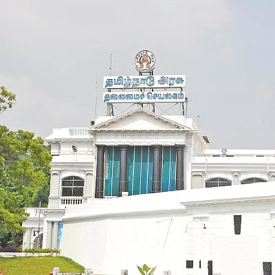 தரிசு நிலத்தில் மரப்பயிர்கள்... மானியத்தில் இடுபொருட்கள்!