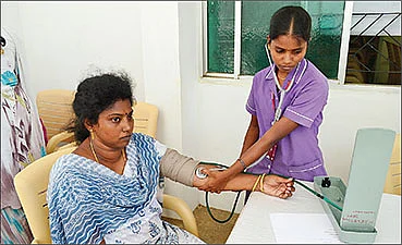 காக்க காக்க இதயம் காக்க
