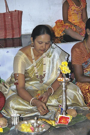 உதவலாம் வாருங்கள்!