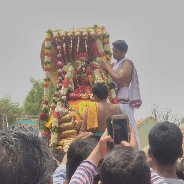 தசாவதார நிகழ்ச்சியில் எழுந்தருளும் கள்ளழகர்!