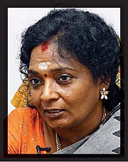 நடுத்தெருவில் நடந்த தாலி தகராறு !