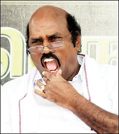 ''வரும்போதே, கரன்ட் கொண்டு வந்திருக்க வேண்டாமா?''