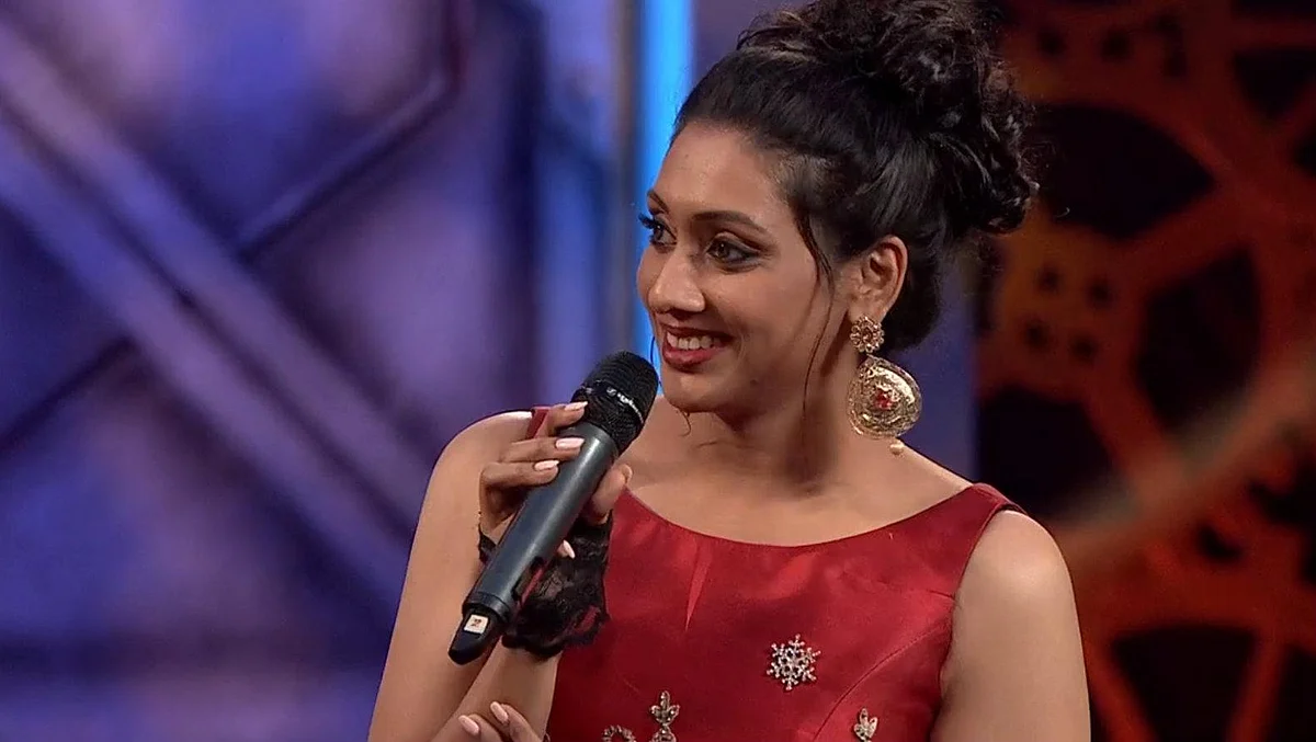 மும்தாஜ் ஆர்மியே உயிர்கொள்! - பிக்பாஸ் 2 போட்டியாளர்களின் ப்ளஸ் & மைனஸ்!